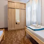 Three-bedroom In Xiii *