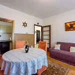 شقة Three-bedroom In Xiii