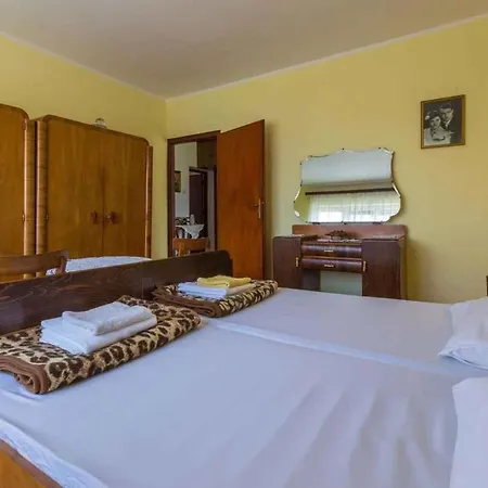 Three-bedroom In Crikvenica Xiii Apartment *