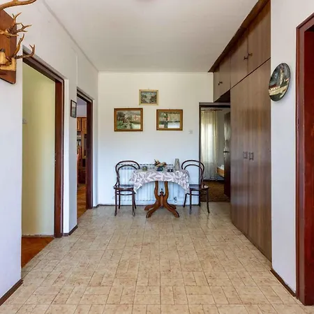 Three-bedroom In Xiii