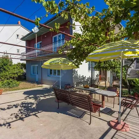 Apartment Three-bedroom In Crikvenica Xiii Sopaljska