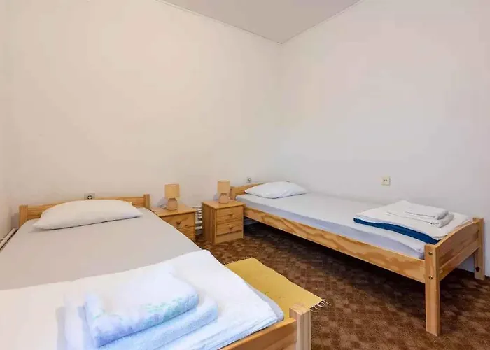 Three-bedroom In Xiii Crikvenica